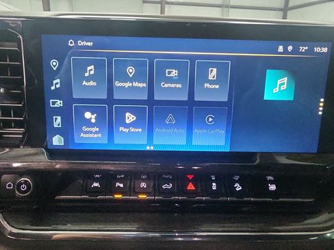 Used 2024 Chevrolet Silverado 1500 LTZ w/ LTZ Premium Package AWD/4WD image 33