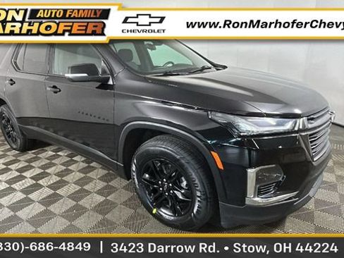 Used 2022 Chevrolet Traverse LT FWD image 1