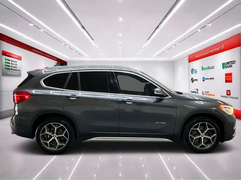 Used 2017 BMW X1 sDrive28i FWD image 9