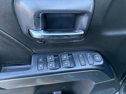 Used 2018 Chevrolet Silverado 1500 LT w/ All Star Edition image 26