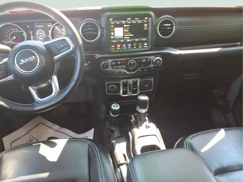 Used 2021 Jeep Gladiator Overland w/ Popular Equipment Package AWD/4WD image 10