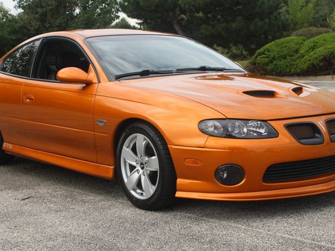 Used 2006 Pontiac GTO RWD image 2
