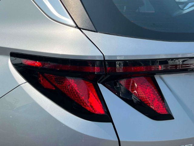 Certified 2026 Hyundai Tucson SE AWD/4WD image 10