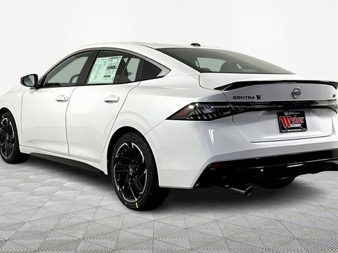 New 2026 Nissan Sentra SR FWD image 4