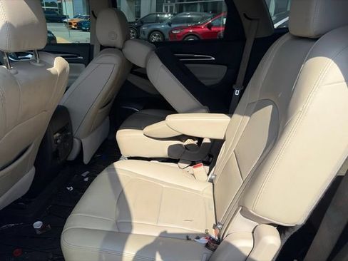 Used 2021 Buick Enclave Essence w/ Sound and Sites Package FWD image 10