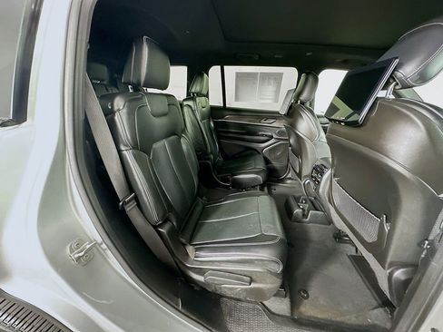 Certified 2025 Jeep Grand Cherokee L Overland w/ Rear Seat Video Group I AWD/4WD image 42