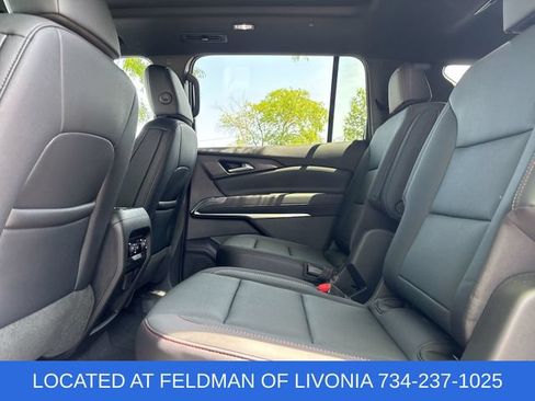 Certified 2025 Chevrolet Traverse Z71 w/ Driver Confidence Package AWD/4WD image 25