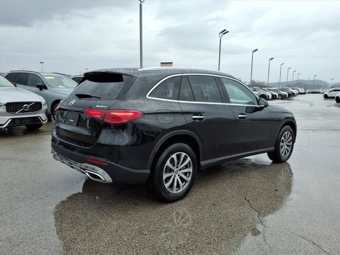 Used 2026 Mercedes-Benz GLC 300 4MATIC image 3