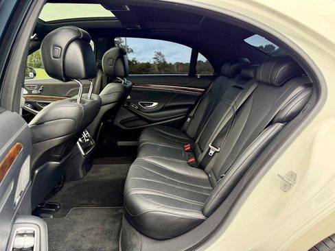 Used 2016 Mercedes-Benz S 550 Sedan image 14