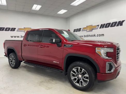Used 2022 GMC Sierra 1500 AT4 w/ AT4 Premium Package AWD/4WD image 3