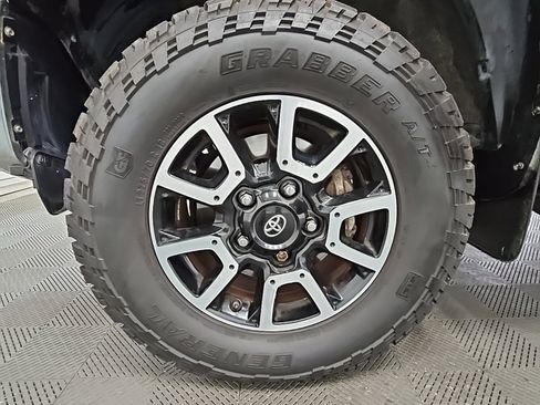 Used 2021 Toyota Tundra SR5 image 40