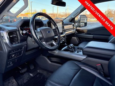 Used 2021 Ford F150 Lariat w/ Equipment Group 502A High image 3
