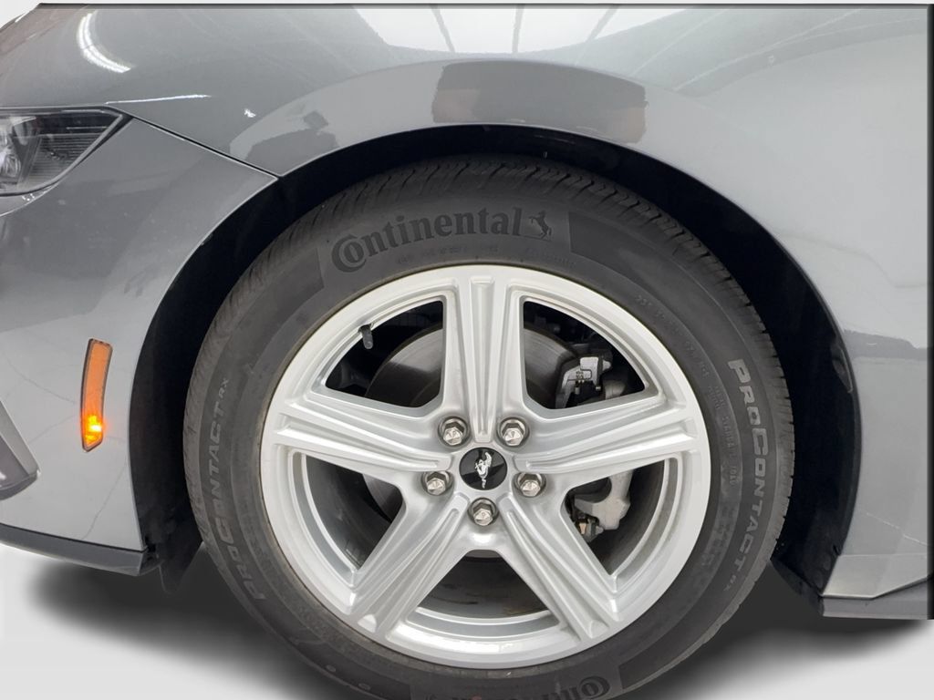 Used 2026 Ford Mustang Premium RWD image 14