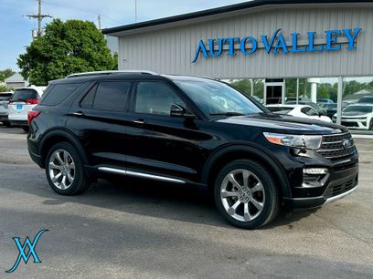 Used 2020 Ford Explorer Platinum w/ Premium Technology Package