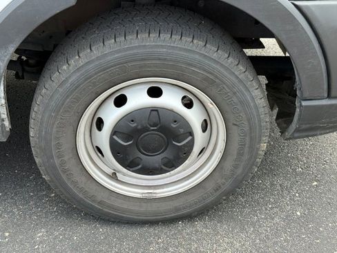 Used 2024 Ford Transit 250 148 Medium Roof RWD image 9