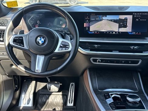 Used 2024 BMW X5 xDrive40i w/ M Sport Package AWD/4WD image 7