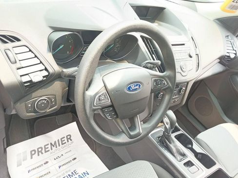 Used 2018 Ford Escape SE AWD/4WD image 6