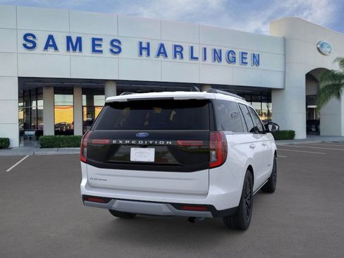 New 2026 Ford Expedition Platinum image 8