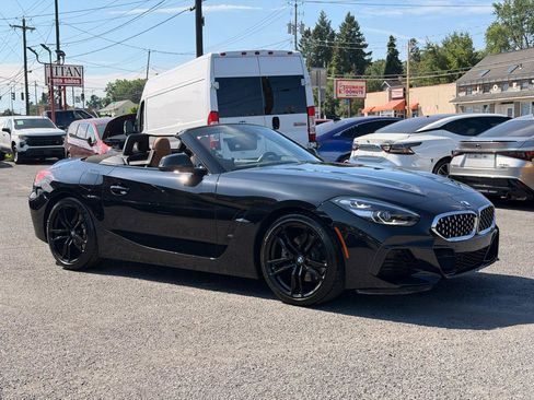 Used 2021 BMW Z4 sDrive30i w/ Executive Package RWD image 3
