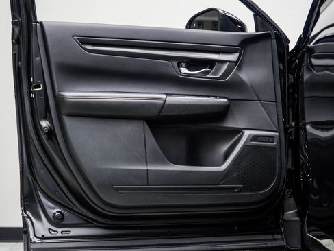 Used 2025 Honda CR-V Sport image 33