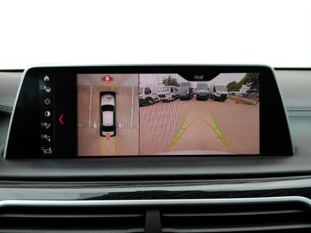 Used 2019 BMW 750i w/ Executive Package RWD image 10