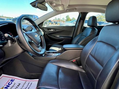 Used 2024 Chevrolet Malibu LT image 19