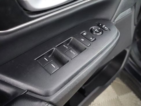 Used 2022 Honda CR-V Touring image 41