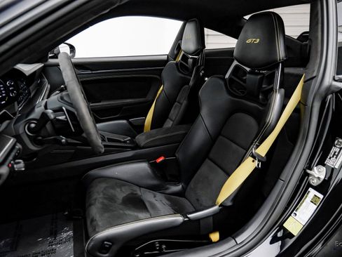 Used 2022 Porsche 911 GT3 image 38