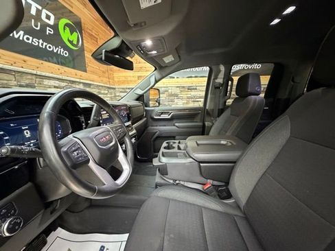Used 2023 GMC Sierra 1500 SLE AWD/4WD image 11