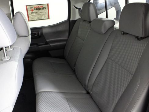 Used 2022 Toyota Tacoma SR w/ SR Convenience Package RWD image 20