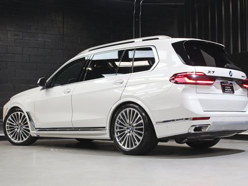 Used 2025 BMW X7 xDrive40i AWD/4WD image 95
