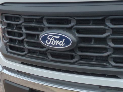 Used 2024 Ford F150 XL w/ Equipment Group 103A High AWD/4WD image 12