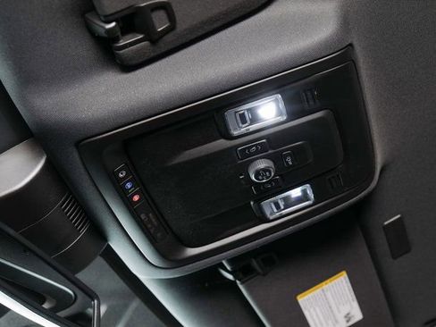 Used 2025 Chevrolet Tahoe LT w/ Comfort Package image 26