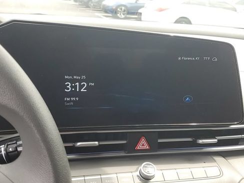 Certified 2024 Hyundai Elantra SEL FWD image 23