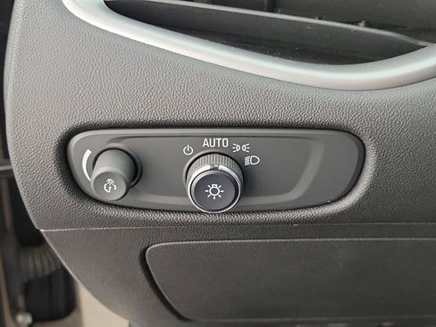 Used 2022 Chevrolet Malibu LS image 26