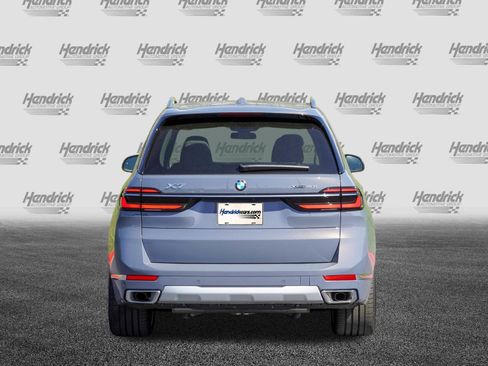 Certified 2026 BMW X7 xDrive40i w/ Executive Package AWD/4WD image 7