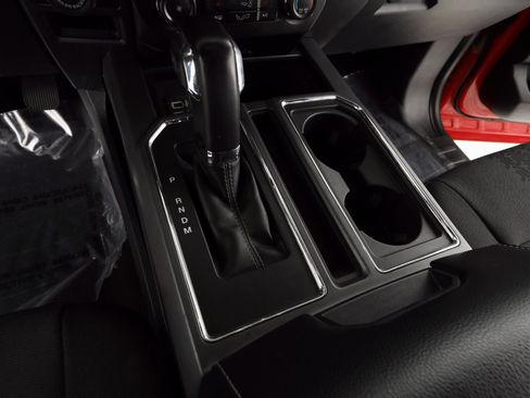 Used 2020 Ford F150 XLT w/ Equipment Group 302A Luxury image 22