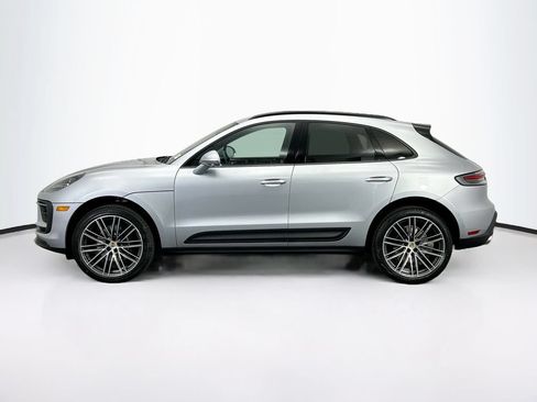 Used 2026 Porsche Macan AWD/4WD image 2
