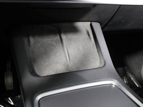 Used 2021 Tesla Model Y Long Range image 14