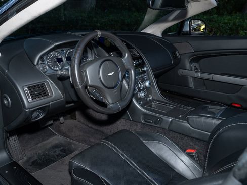 Used 2015 Aston Martin V8 Vantage GT image 16