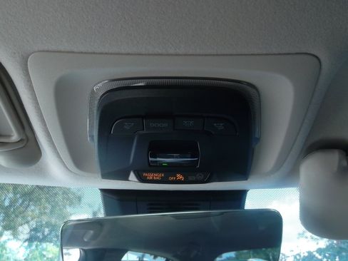 Used 2026 Toyota Corolla LE FWD image 12