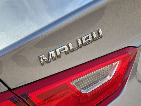 Used 2024 Chevrolet Malibu LT image 12