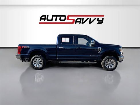 Used 2022 Ford F350 Lariat w/ Chrome Package image 8