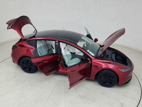 Used 2024 Tesla Model 3 Performance image 82