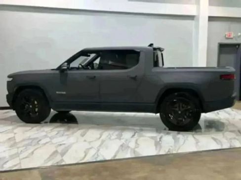 Used 2022 Rivian R1T Launch Edition image 44