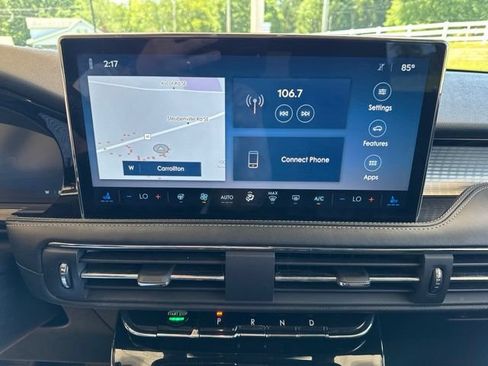 Used 2023 Lincoln Corsair AWD w/ Equipment Group 101A image 18