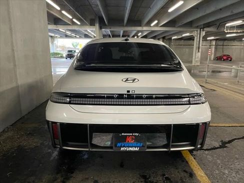 New 2025 Hyundai Ioniq 6 SE image 4