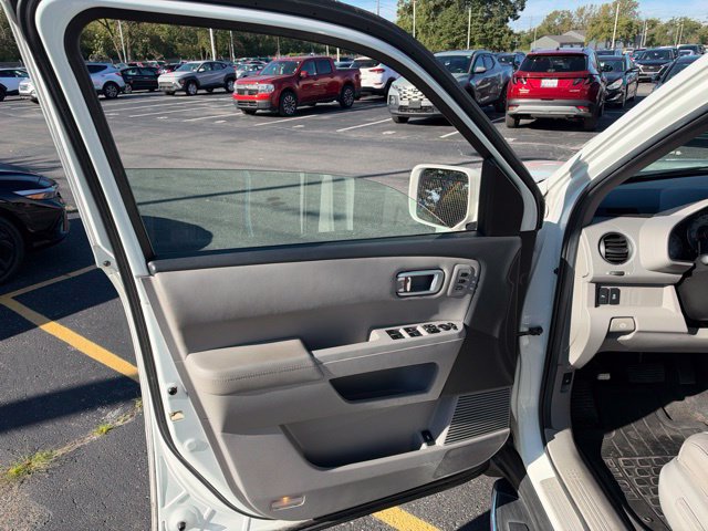 Used 2013 Honda Pilot Touring image 14