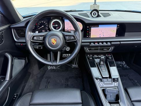 Used 2022 Porsche 911 Carrera w/ Premium Package RWD image 6