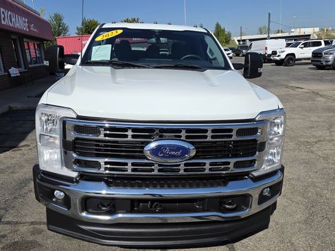 Used 2023 Ford F350 XLT image 2